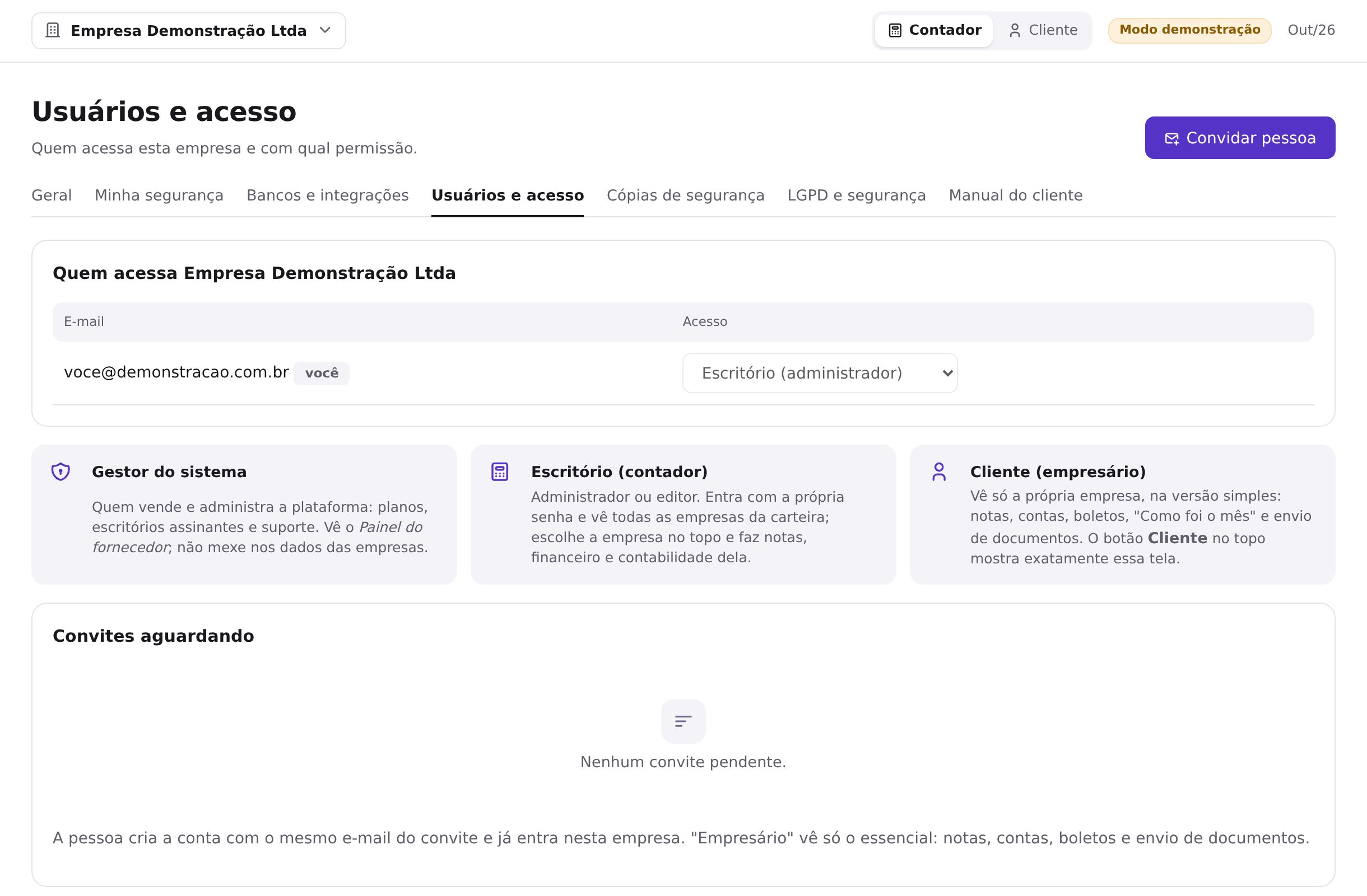 Usuários e acesso com os papéis de escritório e cliente